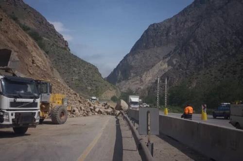 محور هراز بازگشایی شد