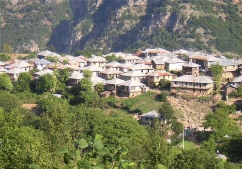 پای دلالان را به مسکن روستایی باز نکنیم