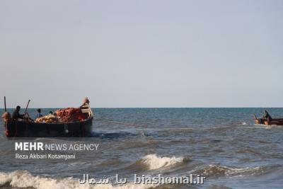 نجات ۲ صیاد گمشده در لاهیجان