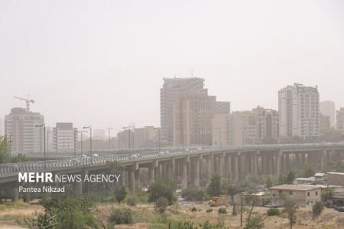 کیفیت هوای تهران قابل قبول است