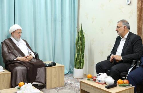 در معماری ساختمان ها بدنبال ترویج معماری ایرانی-اسلامی هستیم