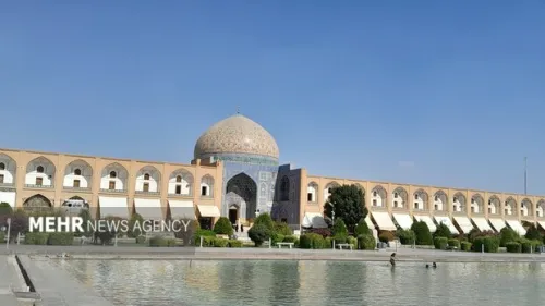 هوای اصفهان سالم می باشد وضعیت قرمز ۲ شهر مجاور