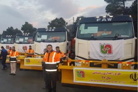 ۱۸ دستگاه ماشین آلات به ناوگان راهداری مازندران افزوده شد