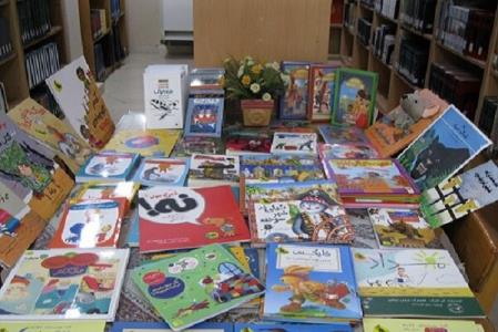 اهدای ۱۰۰ جلد كتاب به كتابخانه عمومی خاتم الانبیاء رشت