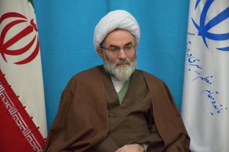 نیروی انتظامی با هنجارشكنان ماه مبارك رمضان قاطع برخورد كند